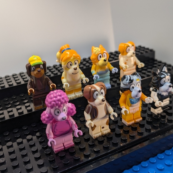 8 Minifigures- Bluey Character Set Building Block Toy Lego Compatible - Picture 5 of 9